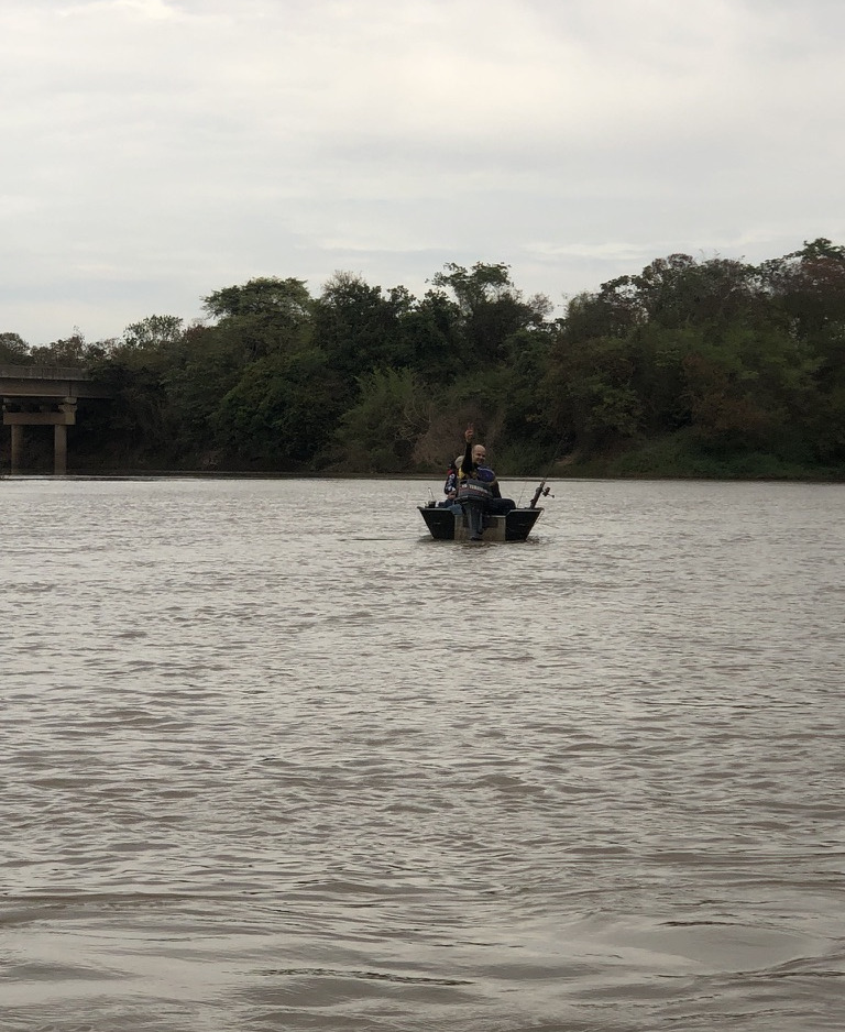 Barco de pesca no Rio Paracatu